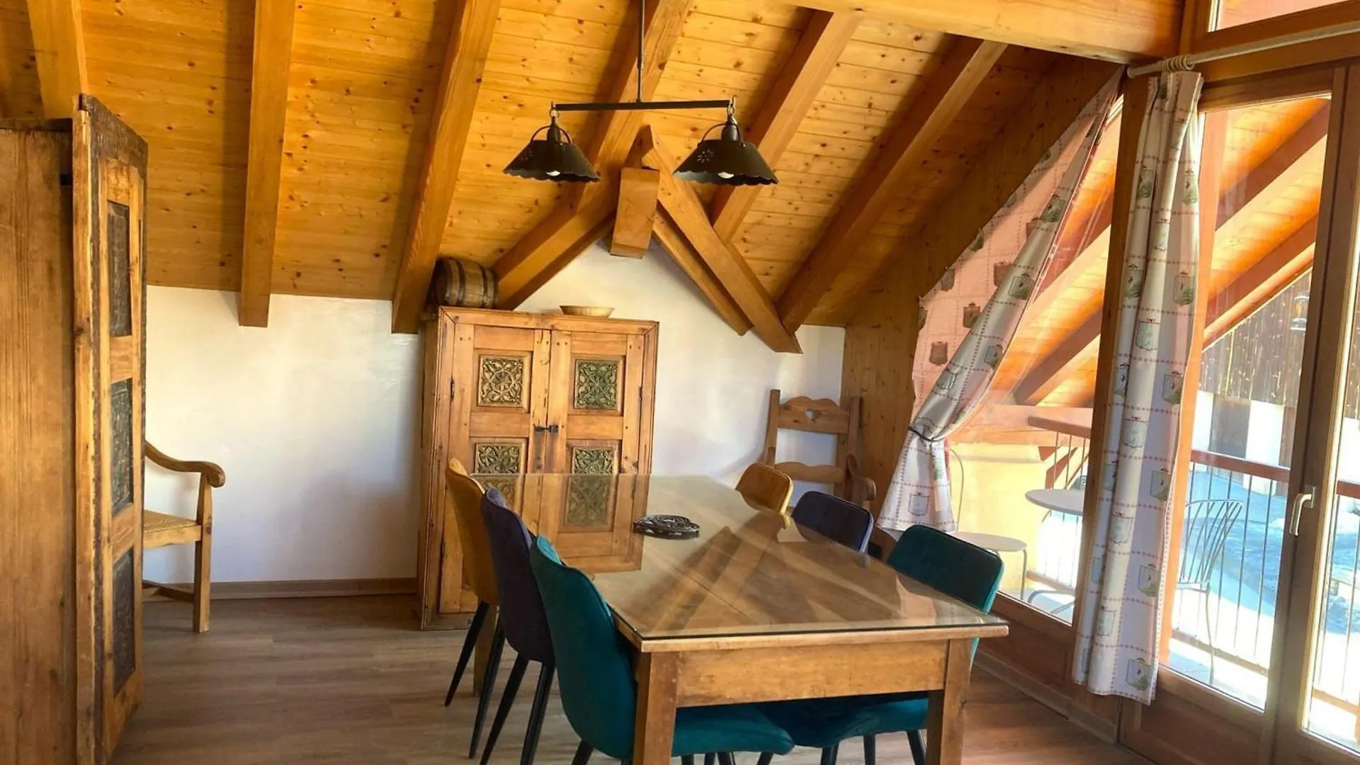 Appartement 5* Avec Cheminee, Sauna Et Jacuzzi, Proche Remontees Et Centre - 6 Pers - Fr-1-263-153 Valloire 0*,  Francie