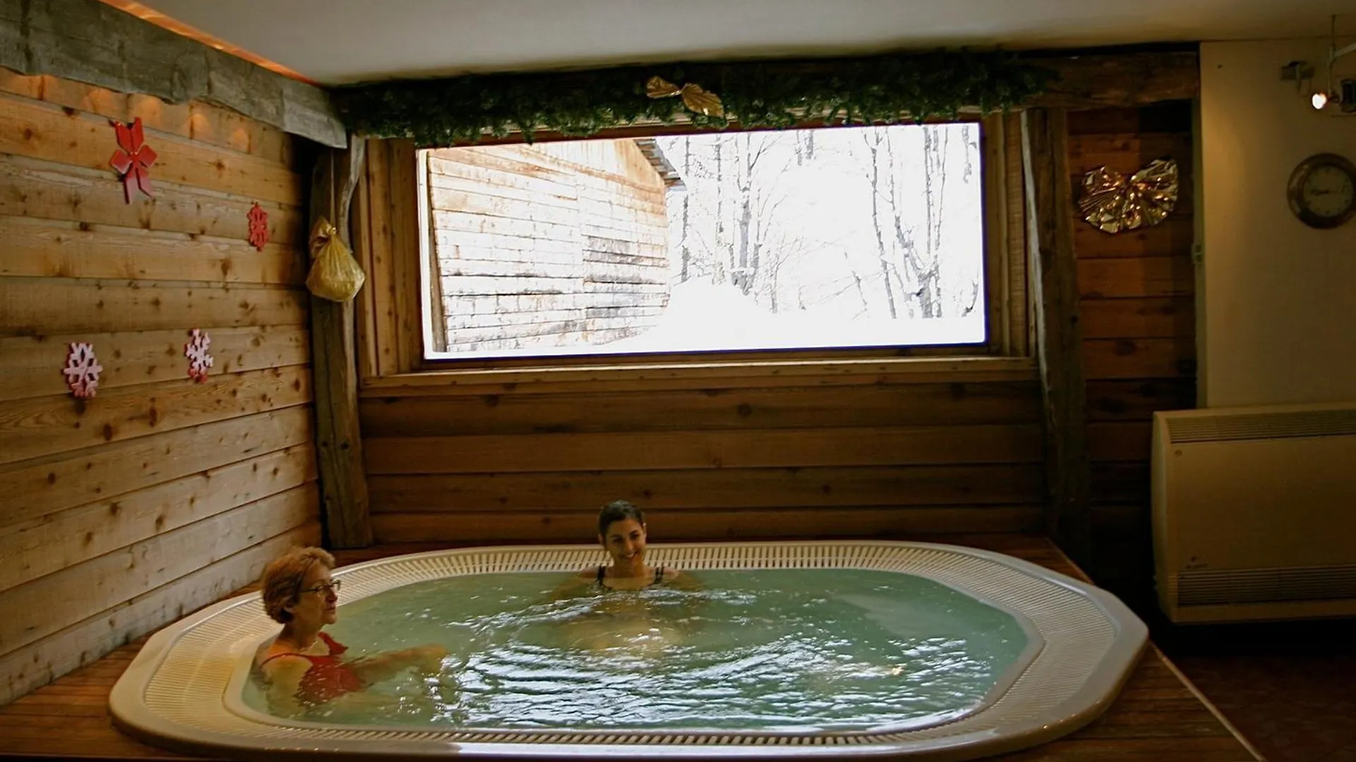 Appartement 5* Avec Cheminee, Sauna Et Jacuzzi, Proche Remontees Et Centre - 6 Pers - Fr-1-263-153 Valloire 0*,